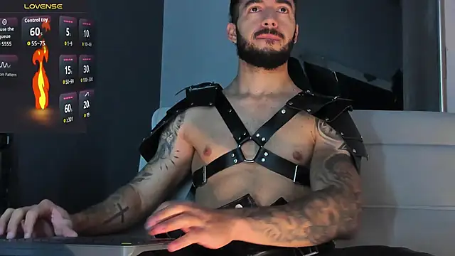 MarkWalker   online show from December 2025 10:11:02 AM