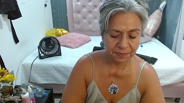 Snapshot of lalisha_96 chatting on April 2026 02:27:02 AM lalisha 96 online show from April 2026 02:27:02 AM