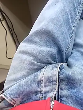 hotdickhow online show from February 2025 09:43:02 AM