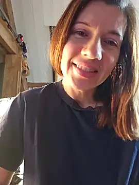 Snapshot of Lina_lou4 chatting on January 2025 09:37:02 AM Lina lou4 online show from January 2025 09:37:02 AM