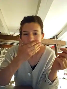 Snapshot of Lina_lou4 chatting on March 2025 07:19:01 AM Lina lou4 online show from March 2025 07:19:01 AM