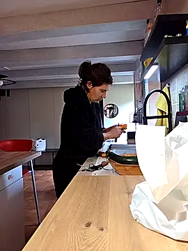 Snapshot of Lina_lou4 chatting on September 2025 07:41:02 AM Lina lou4 online show from September 2025 07:41:02 AM