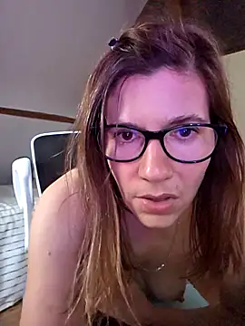 Snapshot of Lina_lou4 chatting on November 2025 03:55:01 PM Lina lou4 online show from November 2025 03:55:01 PM