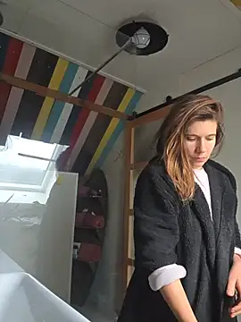 Snapshot of Lina_lou4 chatting on November 2025 08:47:01 AM Lina lou4 online show from November 2025 08:47:01 AM