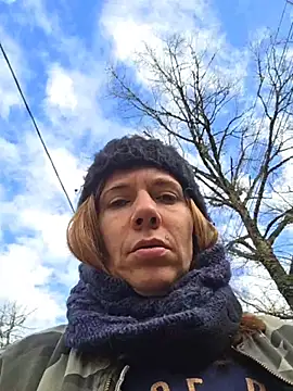 Snapshot of Lina_lou4 chatting on February 2026 03:02:02 PM Lina lou4 online show from February 2026 03:02:02 PM