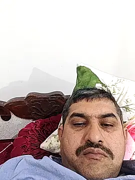 Amandev7 online show from January 2025 07:28:01 AM