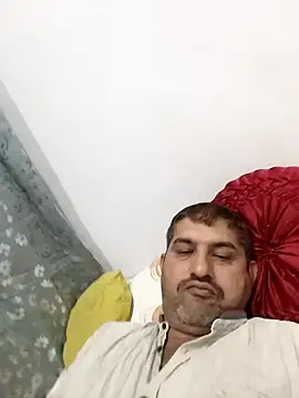 Amandev7 online show from April 2026 04:46:02 AM