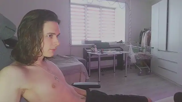 CandyChell online show from February 2025 12:21:01 PM