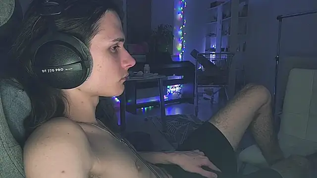 CandyChell online show from March 2026 08:42:01 PM