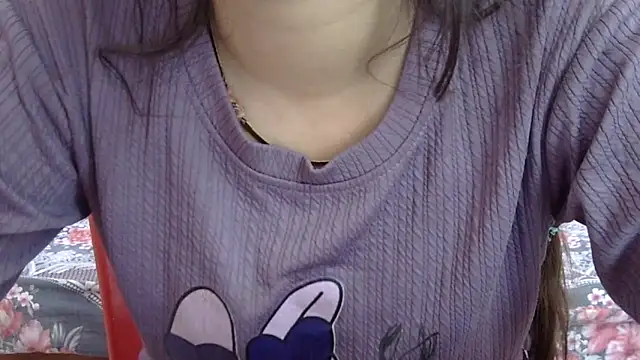 Snapshot of lovelydesi21 chatting on February 2026 06:39:02 AM lovelydesi21 online show from February 2026 06:39:02 AM