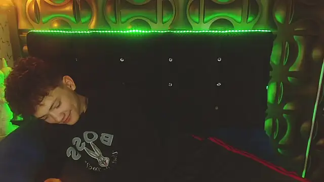 cruz dante online show from April 2026 07:04:02 PM