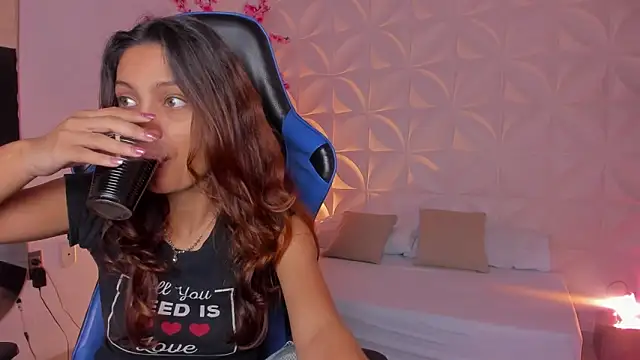 cora 22 online show from February 2026 12:48:02 PM