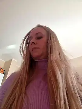 VictoriaMiami online show from February 2025 10:19:01 AM