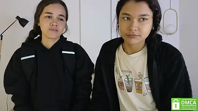 sexychanell 18 online show from December 2025 01:06:01 PM