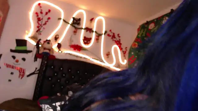 pussytight pervert online show from January 2025 02:21:02 AM