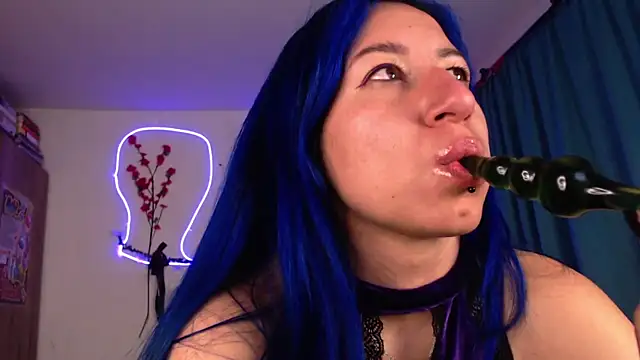 pussytight pervert online show from January 2025 03:05:02 AM