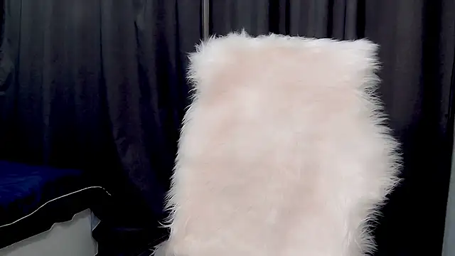 QueenOfUrKink online show from January 2025 12:35:01 AM