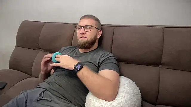 Bear bear  online show from December 2024 07:00:01 AM