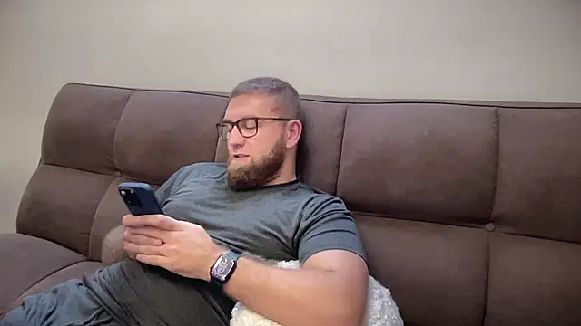 Bear bear  online show from December 2024 10:03:02 AM