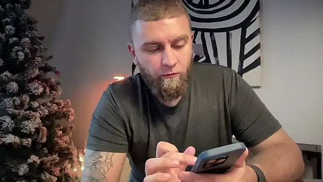 Bear bear  online show from December 2024 12:23:02 PM