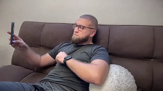 Bear bear  online show from December 2024 12:20:02 PM