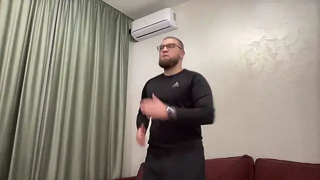 Bear bear  online show from February 2025 04:14:02 PM