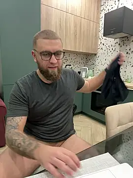 Bear bear  online show from February 2025 12:05:02 AM