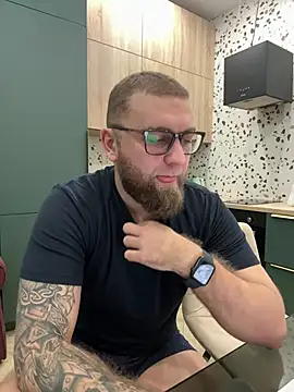 Bear bear  online show from February 2025 02:00:01 PM