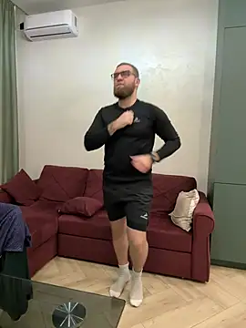 Bear bear  online show from March 2025 06:37:02 PM