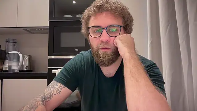 Snapshot of Bear_bear_ chatting on July 2026 09:24:01 AM Bear bear online show from July 2026 09:24:01 AM