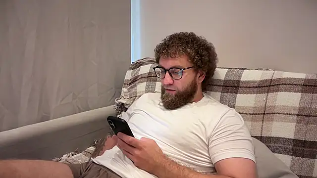 Snapshot of Bear_bear_ chatting on July 2026 09:51:01 AM Bear bear online show from July 2026 09:51:01 AM