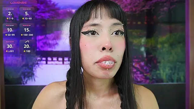 miss  maria online show from February 2025 06:17:01 PM