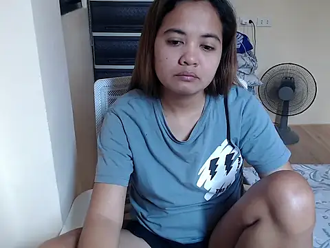 xTheLastVIRGINx online show from January 2026 05:33:02 AM