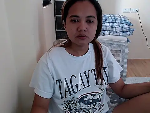 xTheLastVIRGINx online show from February 2026 05:34:02 AM