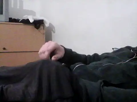 Snapshot of Manfuck95 chatting on November 2025 04:29:02 AM Manfuck95 online show from November 2025 04:29:02 AM