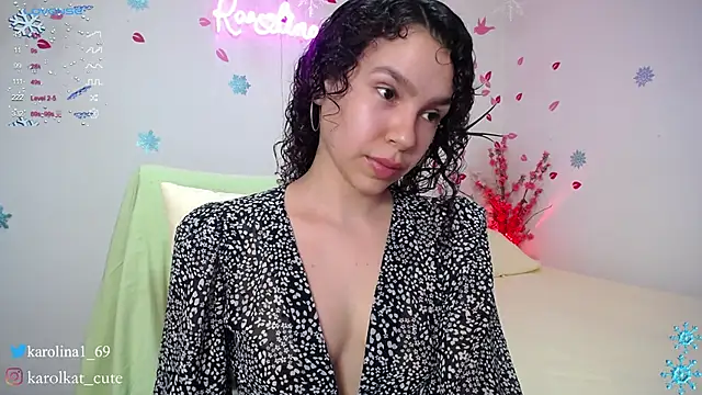 Karolina 1 online show from December 2024 09:43:01 PM