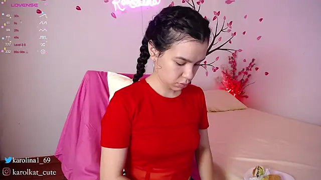 Karolina 1 online show from February 2025 01:20:01 PM