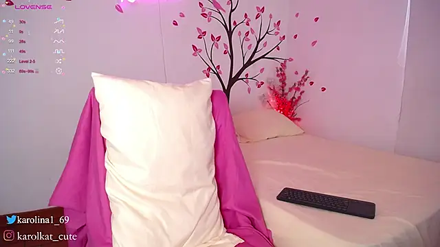 Karolina 1 online show from February 2025 07:35:01 PM