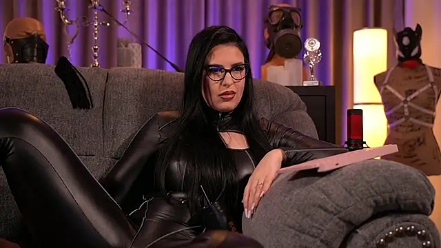 kelly kent online show from December 2024 12:57:02 AM