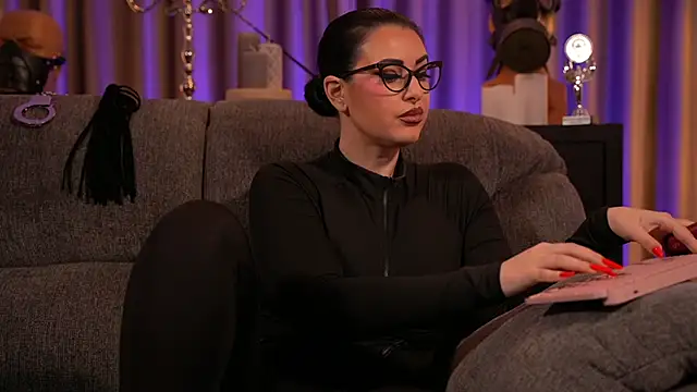 kelly kent online show from March 2025 04:47:01 AM