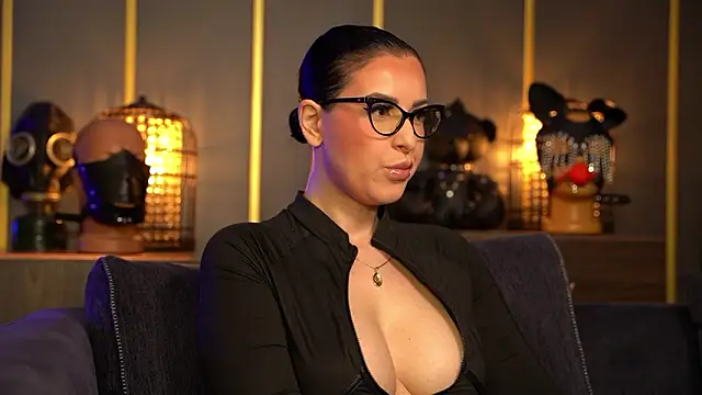 kelly kent online show from March 2026 11:33:01 PM