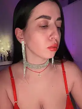 Emylia online show from December 2024 11:28:01 PM