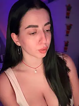 Emylia online show from January 2025 11:19:02 PM