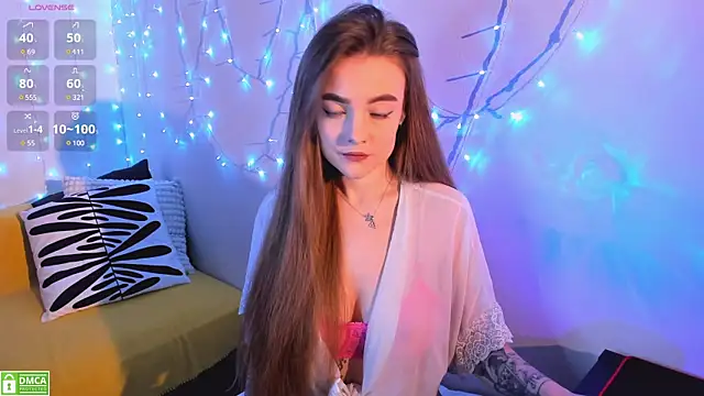 xwiuiwx online show from February 2025 07:21:01 PM