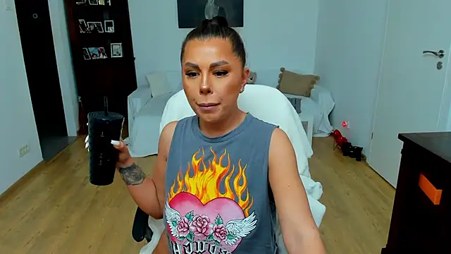 Anna grayy1 online show from February 2025 01:17:02 PM