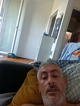 Snapshot of cuci45 chatting on September 2025 02:18:02 PM cuci45 online show from September 2025 02:18:02 PM