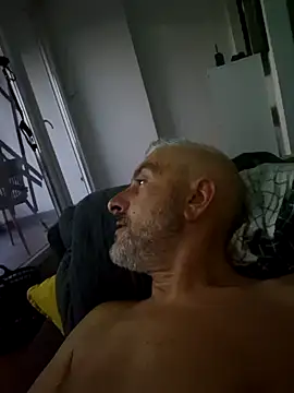 Snapshot of cuci45 chatting on October 2025 04:44:02 AM cuci45 online show from October 2025 04:44:02 AM