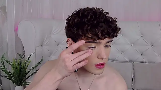 RobbyCharming online show from March 2026 04:49:01 AM