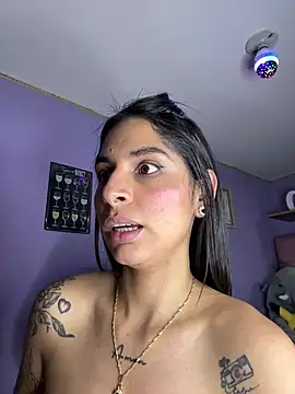 charlotte stevenss  online show from February 2025 11:21:02 PM