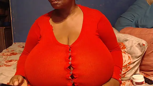 CUTEFIRMMELONSS online show from February 2026 05:10:02 PM